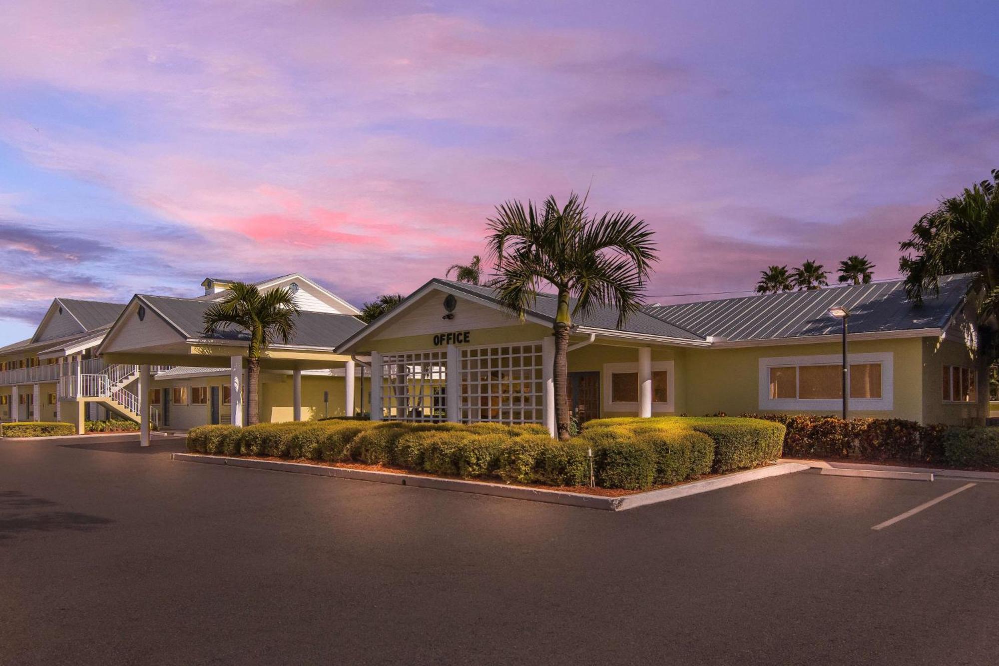 Best Western Port St. Lucie Esterno foto